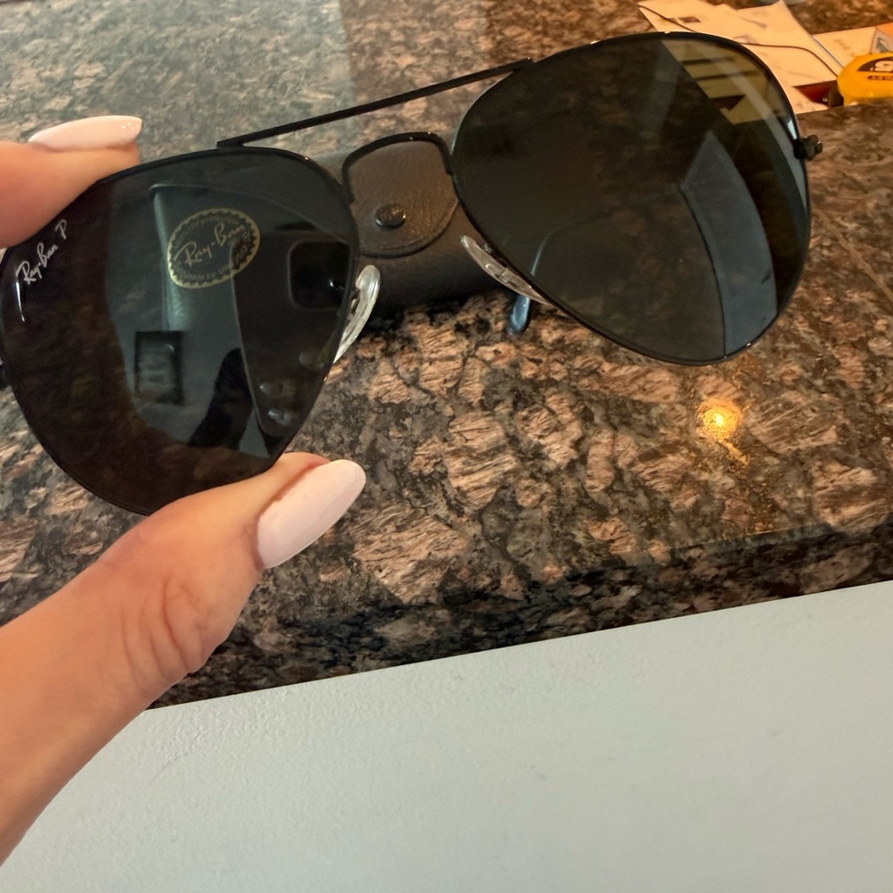 Ray-Ban Classic Black Polarized Aviator Sunglasses - Picture 7 of 9